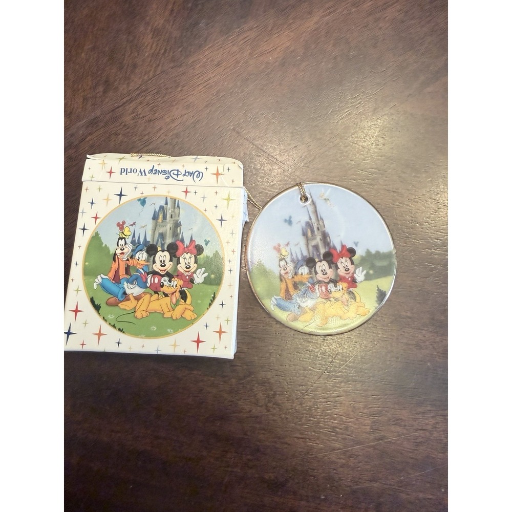 Walt Disney World Disc Ornament mini plate Magic kingdom